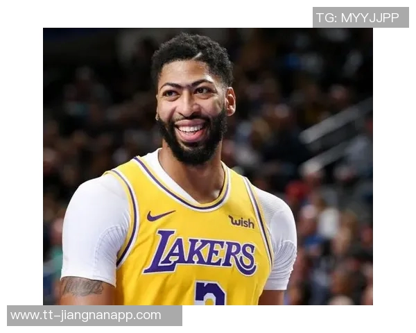 浓眉承认表现不佳承担责任期待在下一场比赛中重振状态