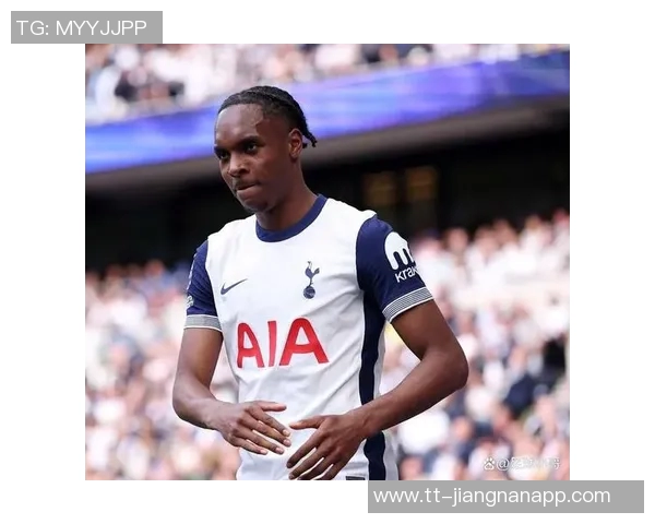 斯基拉报道佛罗伦萨租购热刺前锋所罗门成为帕拉蒂奇新任首签